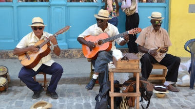 Cuba, a ritmo de Salsa y Son