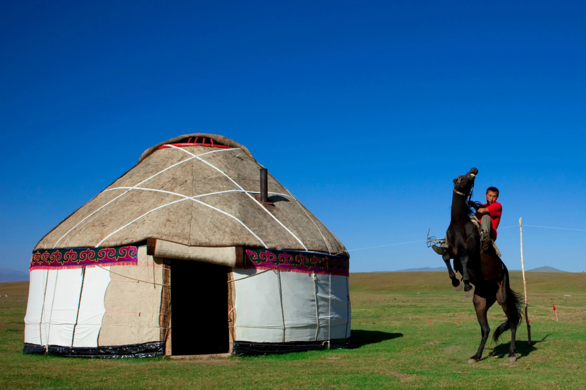 Mongolia, tras los pasos de Genghis Khan, By Himba