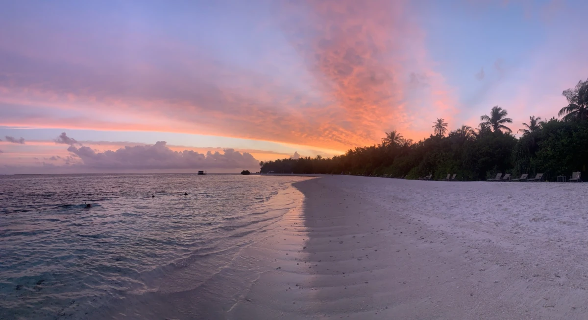 Maldivas by Himba, Puente Diciembre