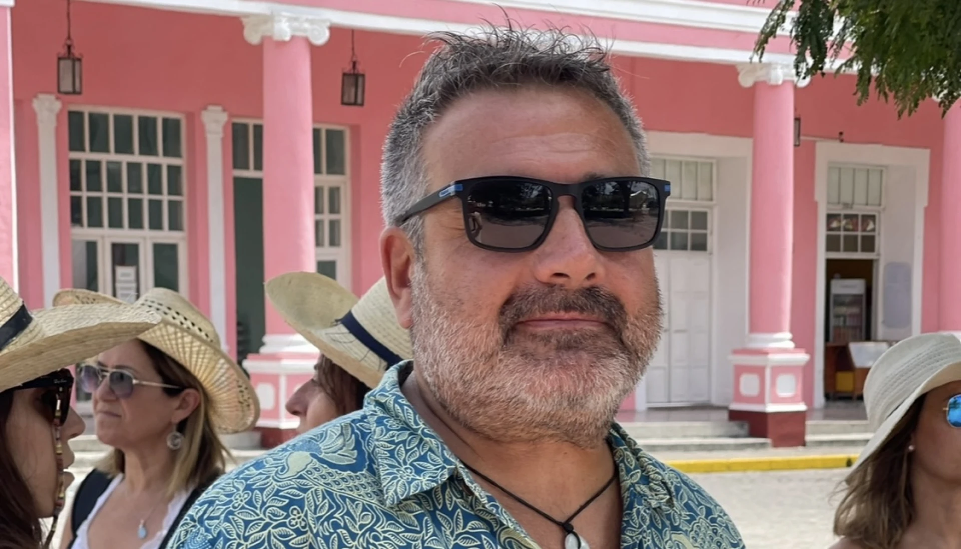 Más que un guía: La figura del Coordinador en los Viajes acompañados